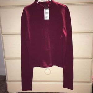 New w/ tags.Full tilt Tilly’s crop top long sleeve